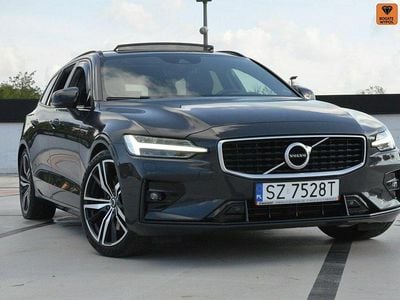 Szary Używany 2019 Volvo V60 R-Design Kombi | 134 900 zł