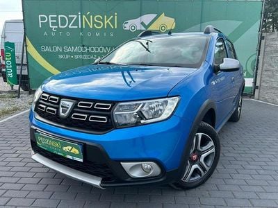 Używany Dacia Sandero Stepway 90 KM (66 kW) 2020 Niebieski Hatchback