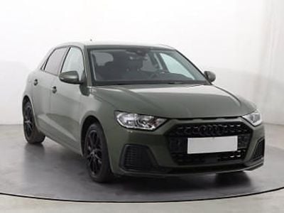 Używany Audi A1 110 KM (80 kW) 2025 Zielony SUV