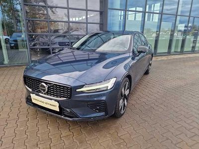 Używany Volvo S60 455 KM (334 kW) 2024 Niebieski Sedan/Limuzyna