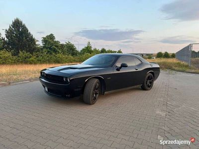 używany Dodge Challenger 5.7 hemi