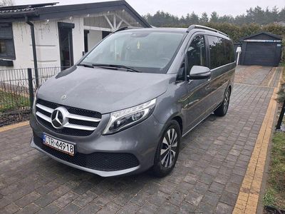 Szary Używany 2020 Mercedes V250 Minivan | 159 000 zł