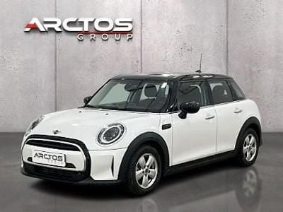 Biały Używany 2023 Mini Cooper Hatchback | 86 900 zł (Dobra cena)