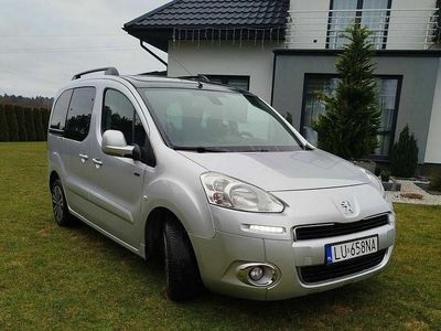 Używany Peugeot Partner Tepee 2012 Srebrny Minivan