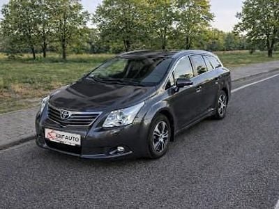 Używany Toyota Avensis T2 122 KM (89 kW) 2011 Szary Kombi