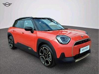 Używany Mini Aceman 160 kW (218 KM) 2024 Rebel red metalizowany SUV