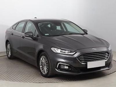 Używany Ford Mondeo 150 KM (110 kW) 2020 Srebrny Hatchback