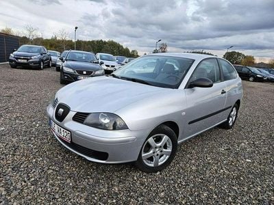 Srebrny Używany 2003 Seat Ibiza Hatchback | 5500 zł (Uczciwa cena)
