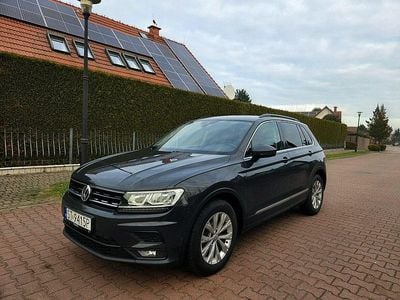 Szary (metalik) Używany 2019 VW Tiguan SUV | 61 900 zł (Super Cena)