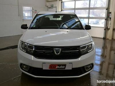 Biały Używany 2018 Dacia Sandero Hatchback | 9800 zł