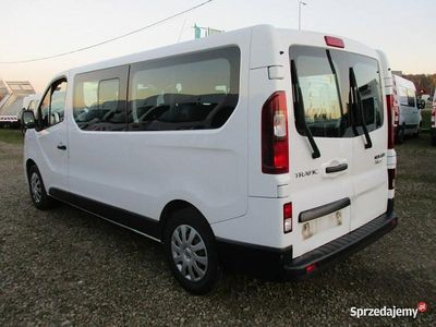 Biały Używany 2018 Renault Trafic Minivan | 76 260 zł (Drogi)