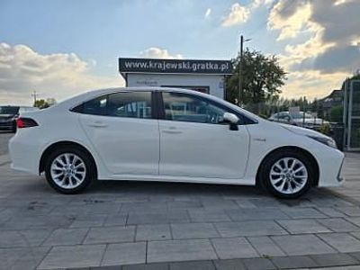 Biały Używany 2021 Toyota Corolla Sedan/Limuzyna | 75 276 zł (Uczciwa cena)