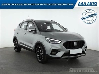 Używany MG ZS 2024 Srebrny SUV