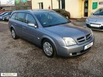 Używany Opel Vectra 125 KM (91 kW) 2004 Szary (metalik) Sedan/Limuzyna