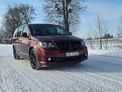Czerwony Używany 2019 Dodge Grand Caravan Minivan | 63 000 zł (Super Cena)