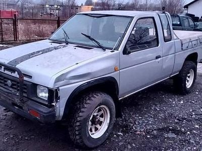 Używany Nissan Terrano 1991 Srebrny SUV