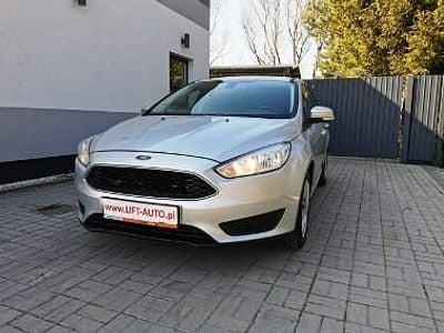 Używany Ford Focus 95 KM (69 kW) 2016 Srebrny Kombi