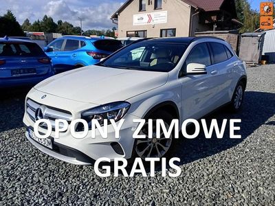 Biały Używany 2015 Mercedes GLA180 SUV | 59 700 zł