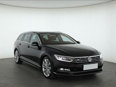 Używany VW Passat 190 KM (139 kW) 2018 Czarny Kombi