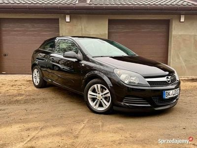 Czarny Używany 2009 Opel Astra Coupe | 9999 zł (Dobra cena)