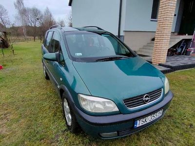 używany Opel Zafira +2 1.8 benzyna 125KM hak nowy rozrząd