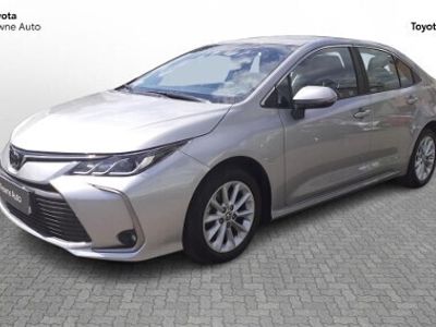 Srebrny Używany 2022 Toyota Corolla Comfort Sedan/Limuzyna | 81 800 zł (Dość drogi)