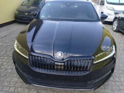 Używany Skoda Superb 200 KM (147 kW) 2024 Czarny Kombi