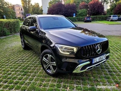 Mercedes GLC300
