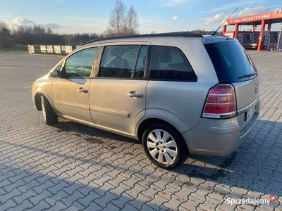 używany Opel Zafira B 1.8 zamiana bus