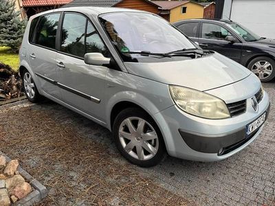 Srebrny Używany 2004 Renault Scénic II Minivan | 20 000 zł