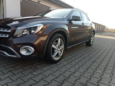 Mercedes GLA200