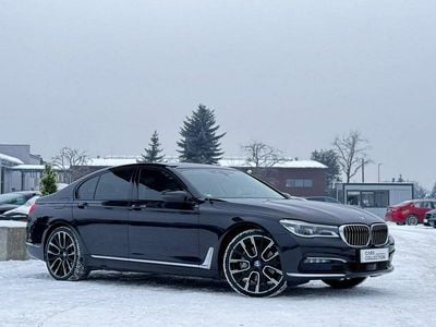 Używany BMW 730 265 KM (194 kW) 2015 Niebieski ciemny (metalik) Sedan/Limuzyna