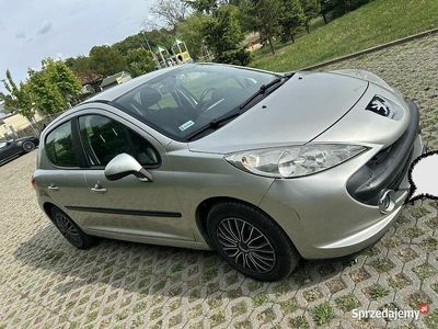 Srebrny Używany 2008 Peugeot 207 Hatchback | 3000 zł