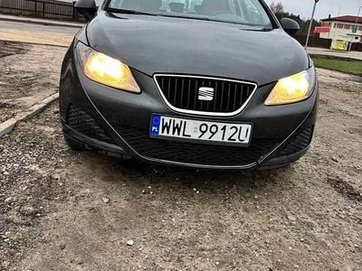 Używany Seat Ibiza ST 75 KM (55 kW) 2011 Szary Kombi