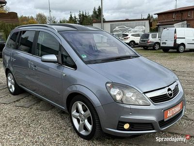 Używany Opel Zafira 150 KM (110 kW) 2006 Niebieski jasny (metalik) Minivan