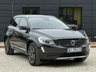 Czarny (metalik) Używany 2015 Volvo XC60 SUV | 68 800 zł (Uczciwa cena)