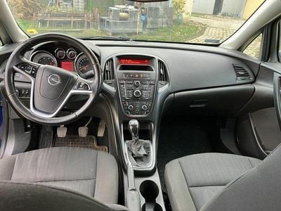 używany Opel Astra 2014, 1.6 TDCI, zadbany