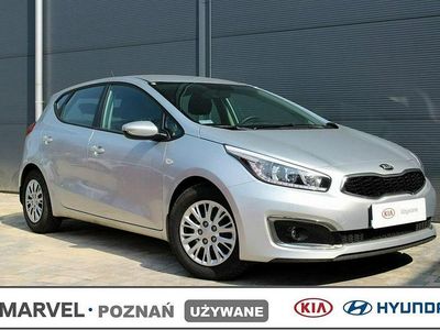 Srebrny (metalik) Używany 2016 Kia Ceed Hatchback | 45 900 zł