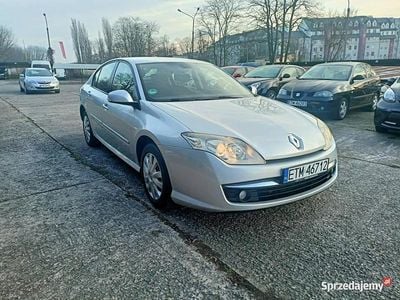 Srebrny (metalik) Używany 2008 Renault Laguna III Sedan/Limuzyna | 15 900 zł (Uczciwa cena)
