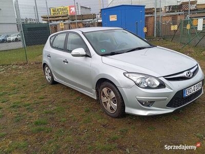 używany Hyundai i30 1.4 na łańcuchu bogata wersja opłacony