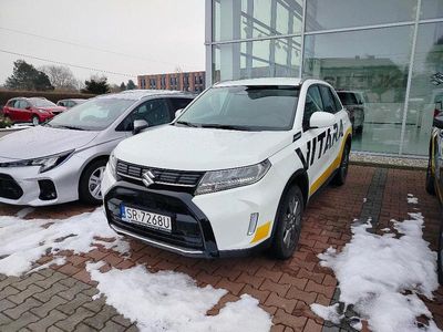 Nowe Suzuki Vitara 2025 26u white SUV