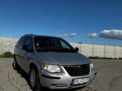 Używany Chrysler Voyager 2007 Srebrny Minivan