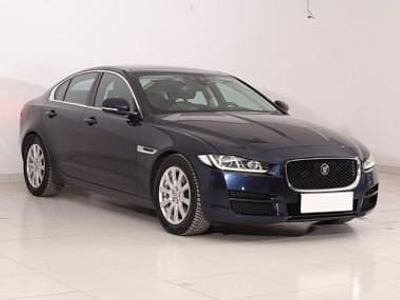 Używany Jaguar XE 180 KM (132 kW) 2018 Niebieski Sedan/Limuzyna