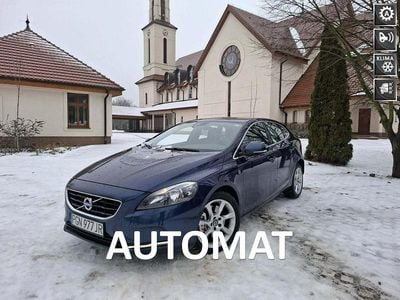 Używany Volvo V40 120 KM (88 kW) 2015 Niebieski ciemny Hatchback