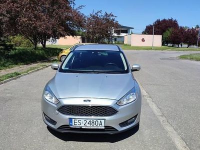 Używany Ford Focus 2016 Srebrny Kombi