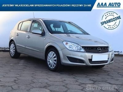 Beżowy Używany 2007 Opel Astra | 8499 zł (Uczciwa cena)