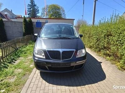 Używany 2008 Lancia Phedra Minivan | 8500 zł