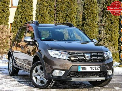 Używany Dacia Sandero Stepway 90 KM (66 kW) 2018 Brązowy (metalik, perła) SUV
