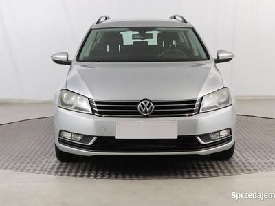 Srebrny Używany 2011 VW Passat Kombi | 26 999 zł (Uczciwa cena)