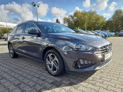 Szary Używany 2022 Hyundai i30 Comfort | 49 900 zł (Uczciwa cena)